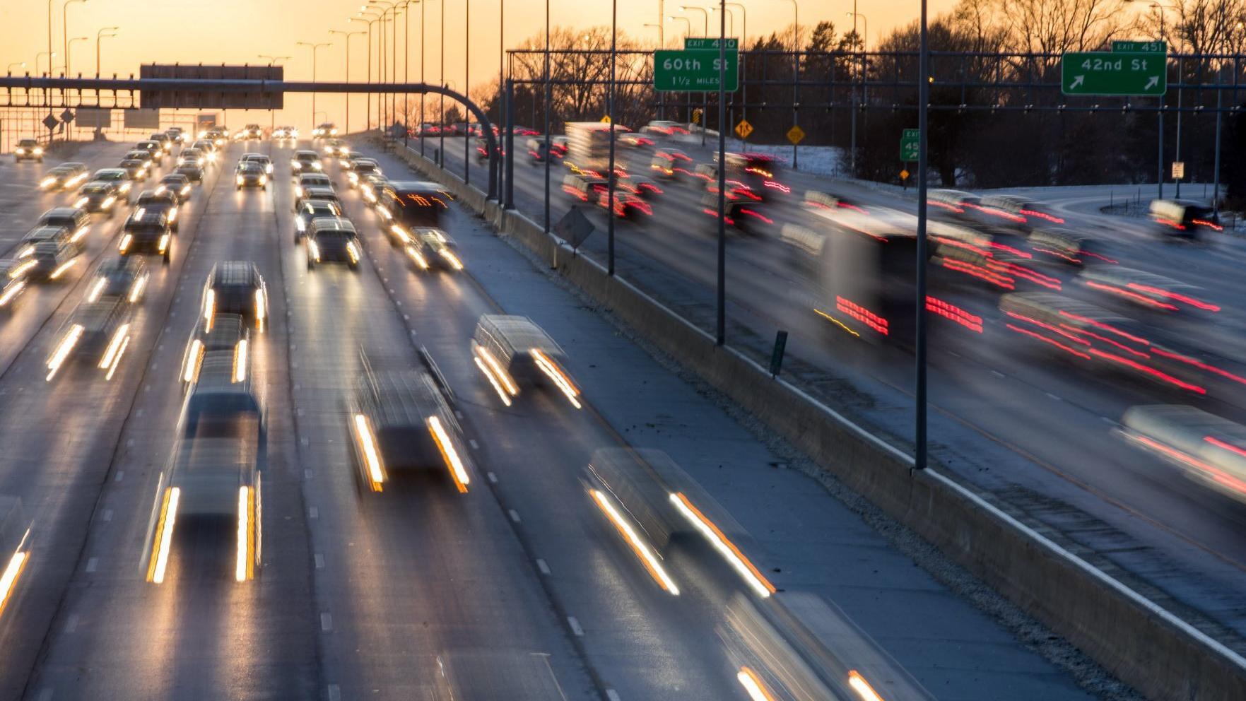 Numbers of Thanksgiving travelers expected to increase in Nebraska, across country